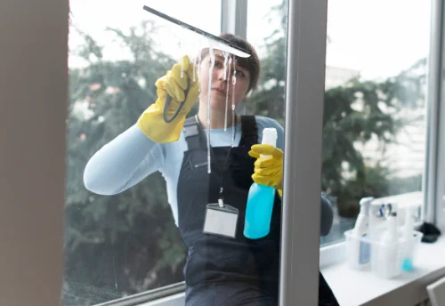 Nettoyage de vitres intérieures et extérieures à Dancevoir